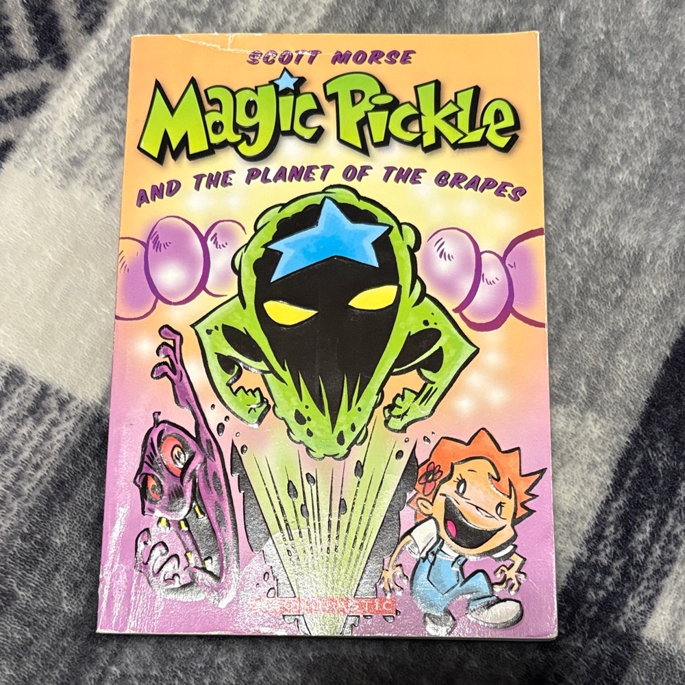 💰Magic Pickle and the Planet of the Grapes Book
